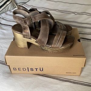 BED STU Lara taupe leather chunky heel sandal size 8.5 New In Box